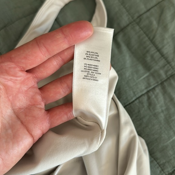 Aritzia babaton contour tank bodysuit - Picture 4 of 4